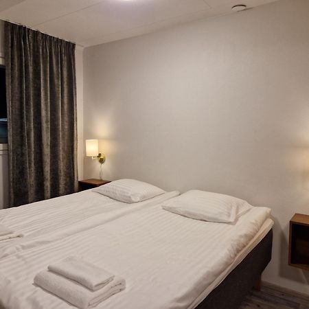 The Sleeping Bear Hotel Inari Luaran gambar