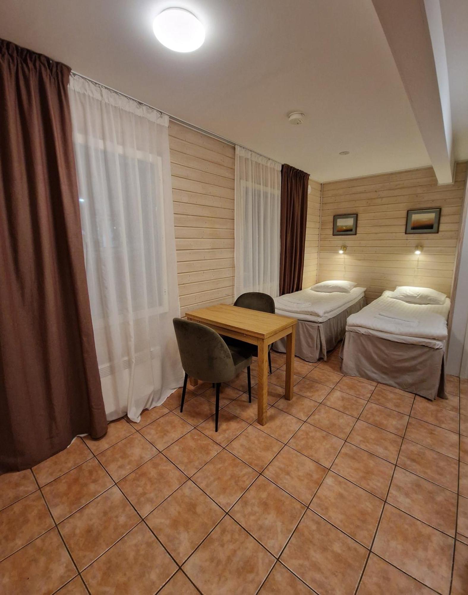 The Sleeping Bear Hotel Inari Luaran gambar